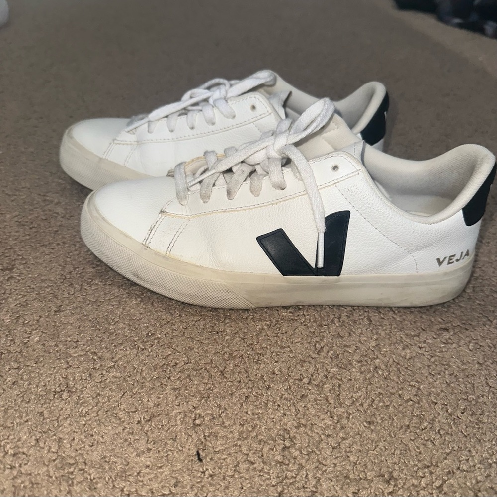 Veja campo sneakers